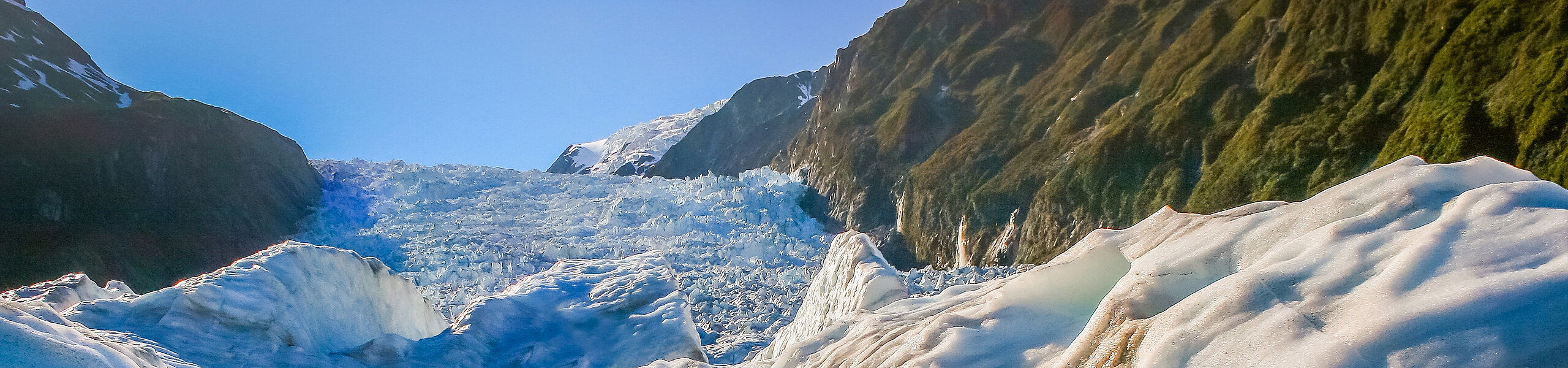 Steigeisen und Grödeln für Gletscher und Co