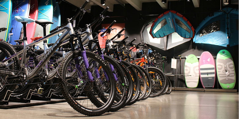 Bikes & SUPs