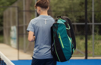 Entry paddle pockets 