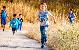 Große Auswahl an Kinder-Laufschuhen entdecken