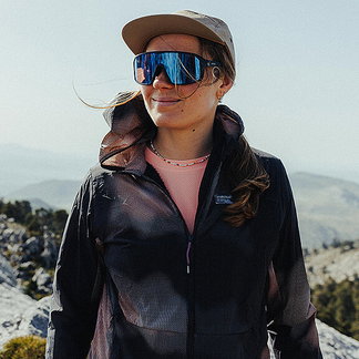 Outdoor Apparel Women